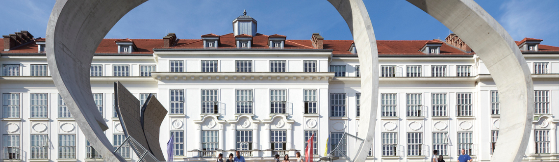 Universität für Weiterbildung Krems © Suzy Stöckl